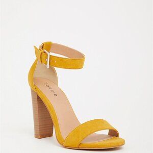 Torrid Pumps/Heels Mustard Yellow Suede Size 9W